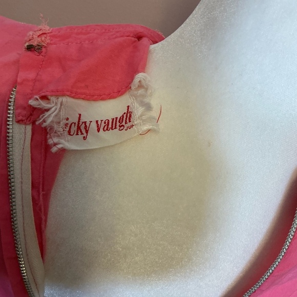 Vicky Vaughn Vintage Coral Lace Trim Button-Front Midi Dress with Bow Collar - Picture 8 of 8